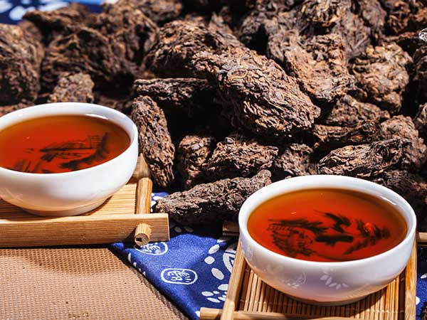 Experience the Puer Tea Culture