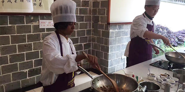 Sichuan Cuisine Museum-cooking class