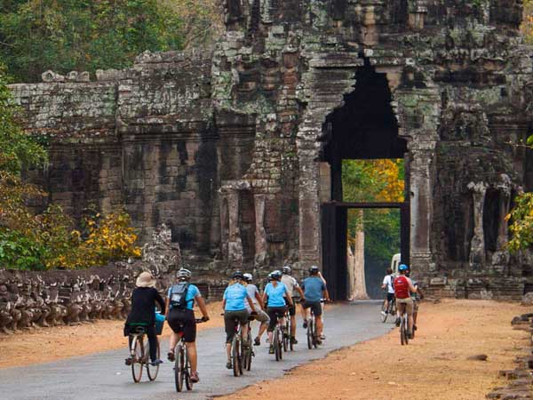 5 Days Angkor Exploring by Biking