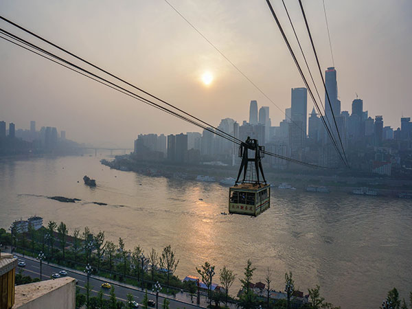 Have a Bird-eye View of Chongqing by Ropeway