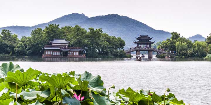 Top 10 China Attractions - West Lake in Hangzhou